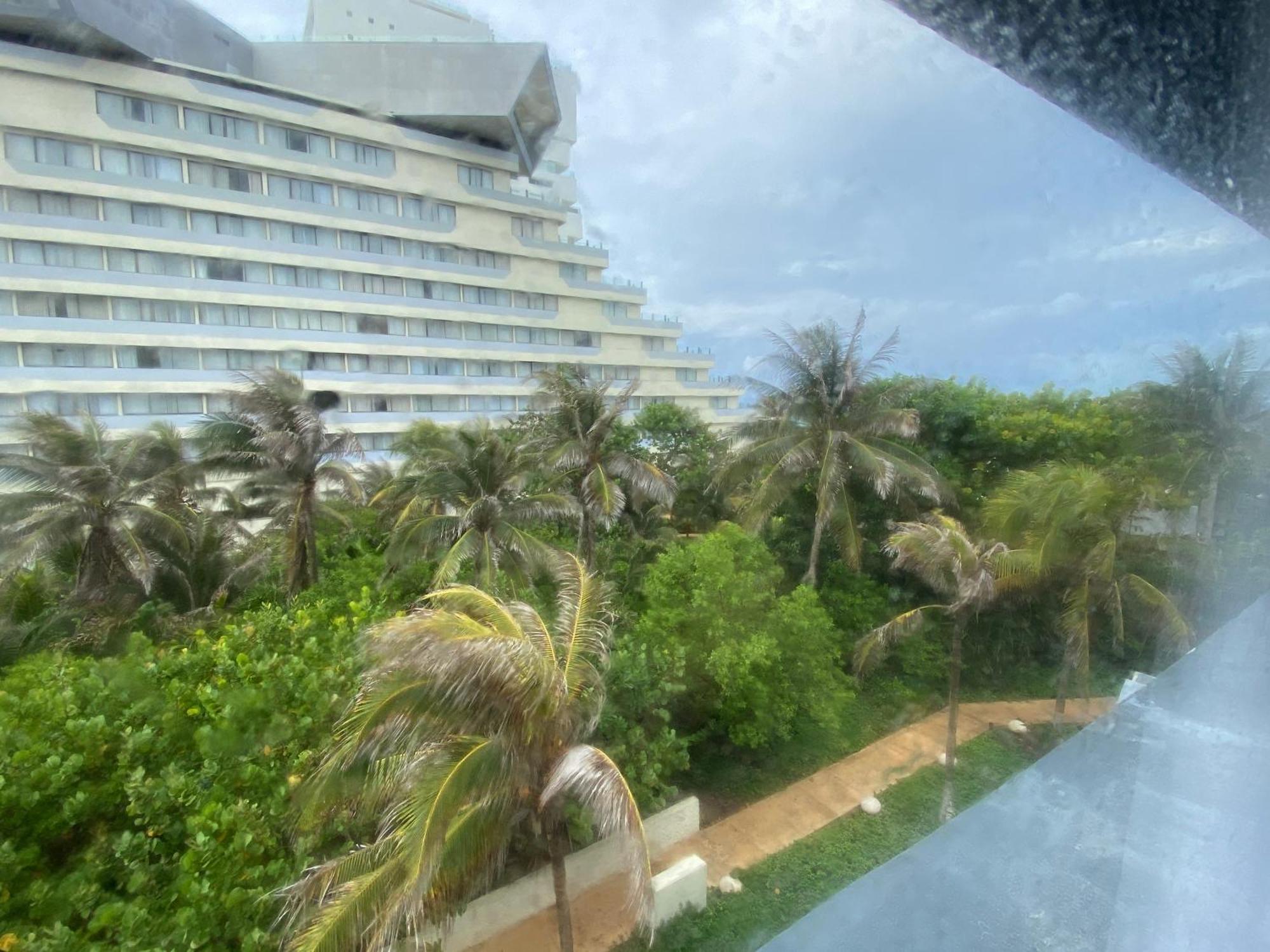 Condo In Ocean Front Resort Cancún Quarto foto